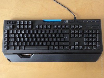 Logitech G910 Orion Spectrum Mechanische Gaming-Tastatur (920-008013)