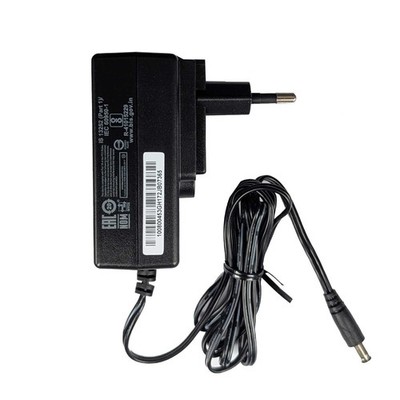 Netzteil 12V 1.5A Adapter Universal Ladegerät 6 Steckeraufsätzen International