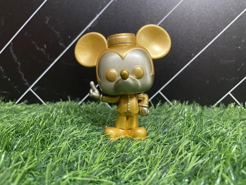 Funko Pop! Mickey Mouse Hollywood Tower Hotel WDW 50th Gold Figure Only