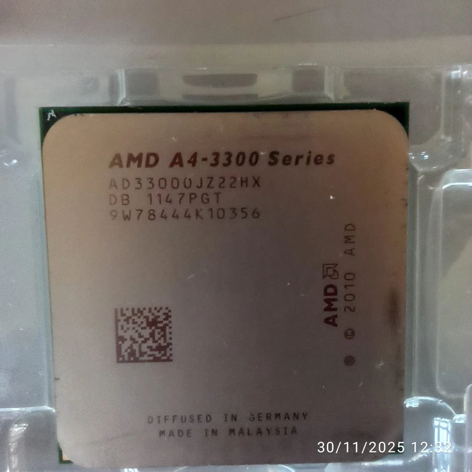 Processore CPU AMD A4-Series A4-3300 Socket FM1 2010 - Immagine 3 di 3