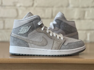 Nike Women's Air Jordan 1 Mid SE Particle Grey College Grey DO7139