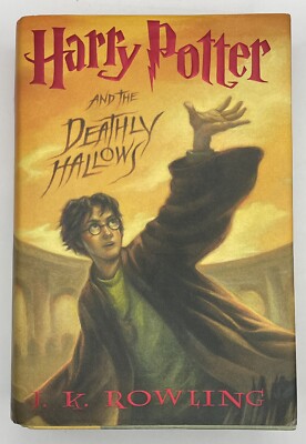 Harry Potter and the Deathly Hallows by J.K. Rowling (2007, Hardcover)