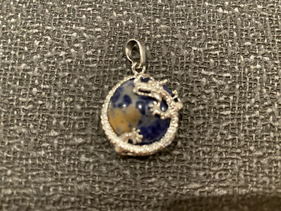 VINTAGE HIGH END*RARE*AMAZINGLY GORGEOUS GENUINE SODALITE DRAGON MOUNT PENDANT!!