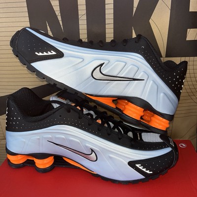 靴 NIKE W SHOX R4 AR3565-004 s-l400.jpg