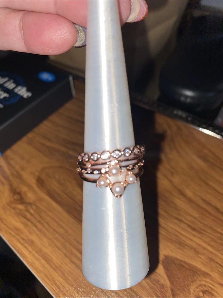 Bomb Party bandas delicadas 7 perlas circonita oro rosa sueño bailando en alas tranquilas Foto 2 de 3