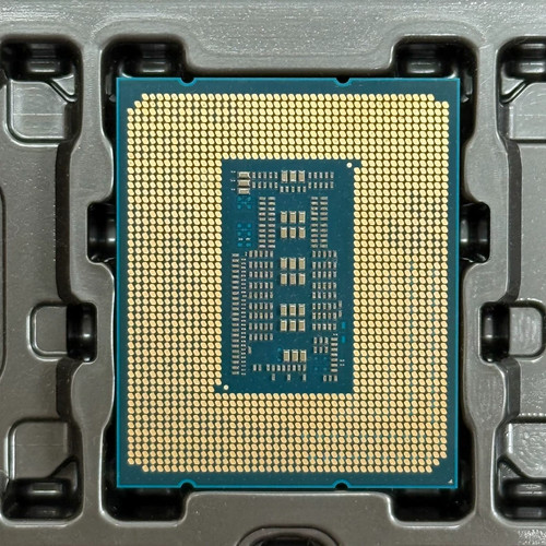 Intel Xeon E-2488 8 Core 16 Threads 3,2GHz 95W LGA1700 Server Prozessor - Bild 4 von 4