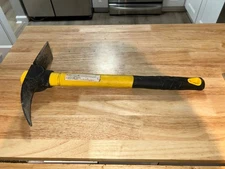 rockforge 1.5 lb. pickaxe and mattock