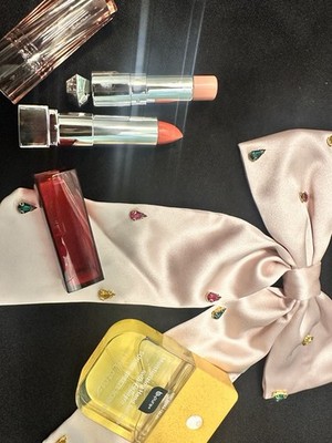MAYBELLINE Lipstick , b pure Collagen Hand Sanitizer