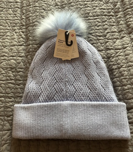 NWT NEW Lululemon Knit Pom Beanie Hat One Size OSFA MSRP $64.00 - Picture 2 of 4