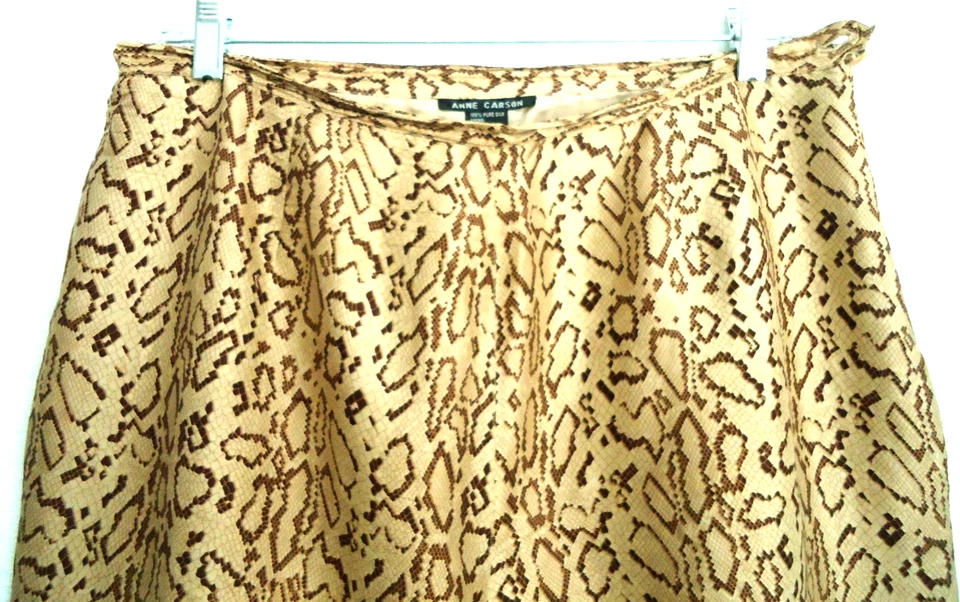 Vintage Anne Carson Pants Women's Snake Print 100% Pure Silk Lined Size-16 - Image 2 of 4