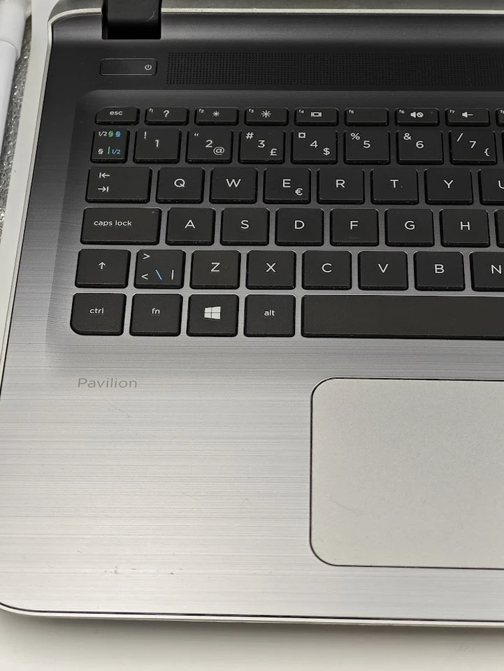 Laptop HP Pavilion 15-ab128no - AMD A10, 8GB RAM, Sin SSD, 15.6" HD - Imagen 3 de 4