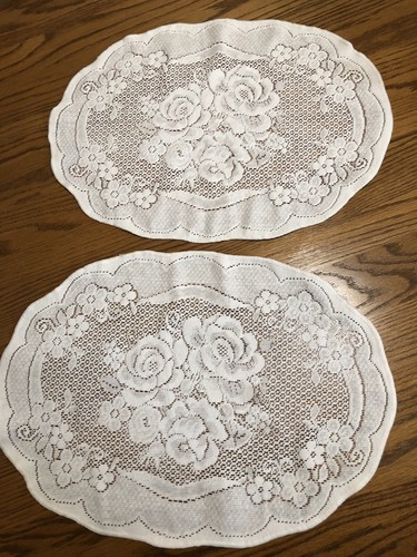 Small Oval Lace Pattern Doily Off-white 18" Set of 2 - Nightstands, Tables
