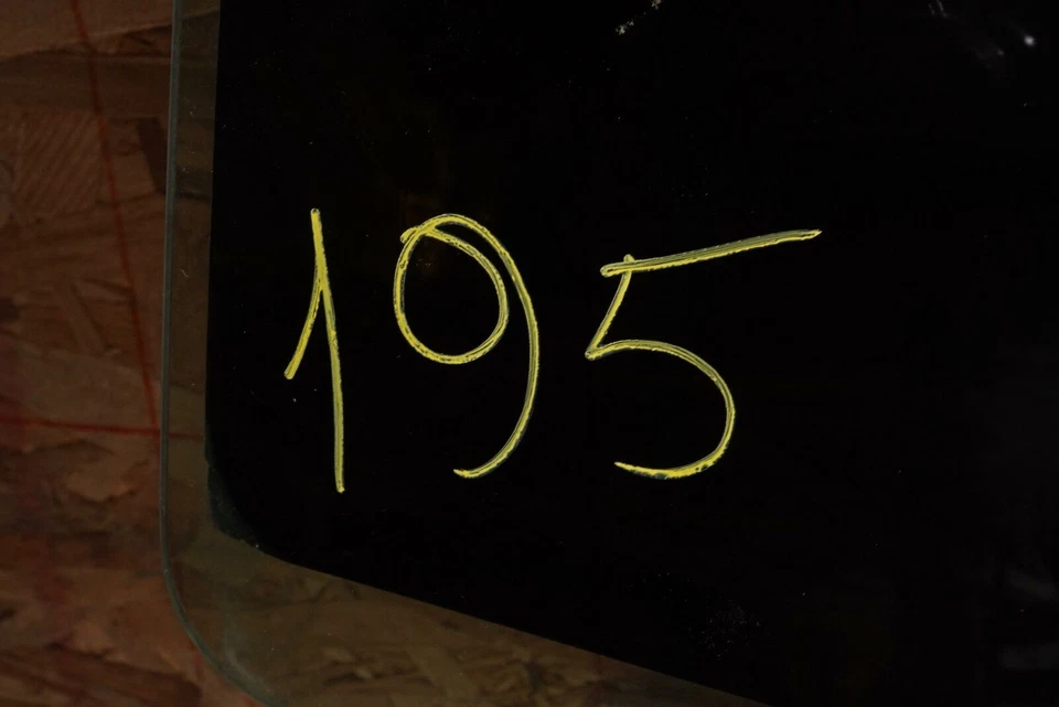 2000 - 2005 Buick Lesabre Window Glass Door Right Passenger Rear Side Rh Oem - Image 3 of 4