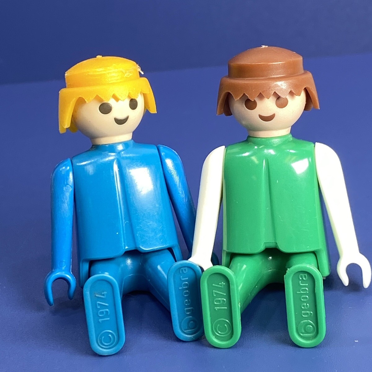 Lot of 4 Vintage 1974 Playmobil Geobra People Posable Action