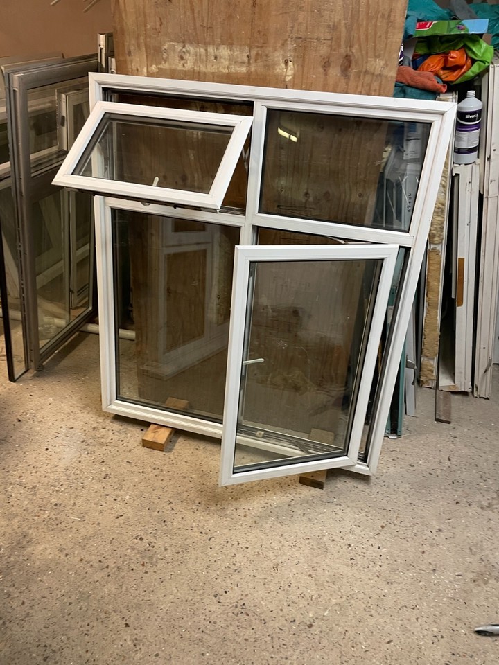 MODERN ALUMINIUM DOUBLE GLAZED WINDOW Size H 128.5 x W 115cm (REF