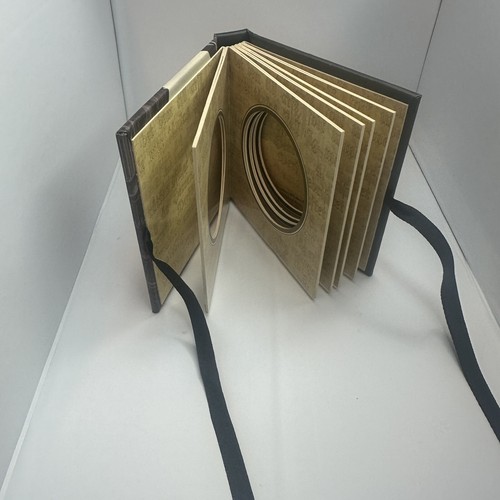 Mini Bridge of Sighs Venice Italy Photo Album by Daisy Carlson - Ribbon Tie - Picture 4 of 8