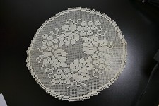 Deckchen*  Baumwolle* rund  * 33  cm  * Handarbeit * gehäkelt* creme (4)