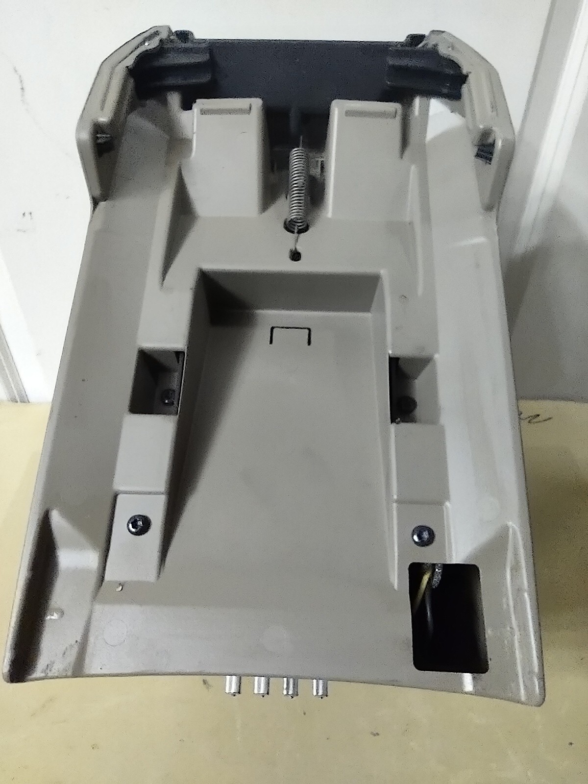 SANDSTONE 2007 2008 2009 Volvo XC90 Center Console Arm Rest Cup Holder