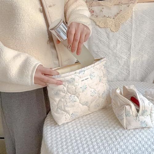 2 Pieces Makeup Bag Cute Large Travel Quilted Cosmetic Makeup 2PCS-Blue Floral - Bild 5 von 6