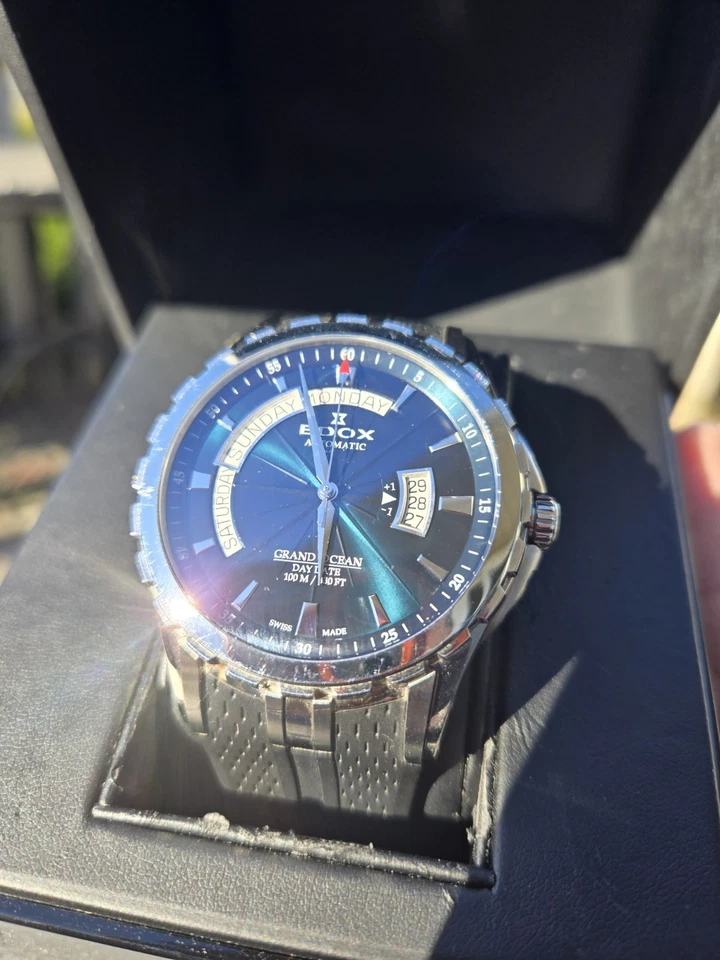 IMPRESIONANTE! Esfera Swiss Edox Grand Ocean día/fecha verde azulado Sunburst precio de venta sugerido por el fabricante 2800 USD original Foto 4 de 4