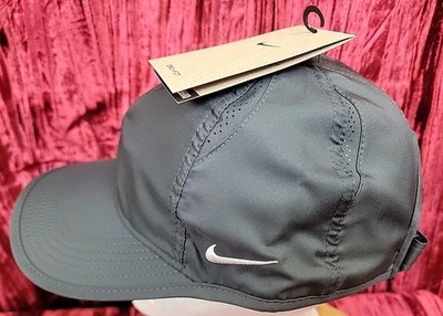 Nike Dri-Fit AeroBill Featherlight Gray CJ7082-060 Adjustable Running Tennis Hat