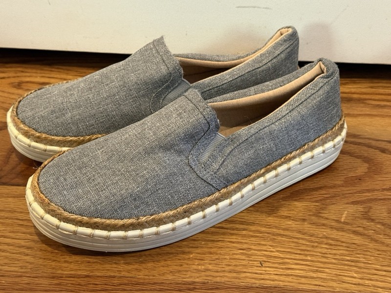 Womens *SODA* Slip On Espadrille Platform Loafers Gray Canvas Flats Shoes Size 8