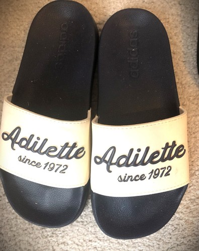 ADIDAS Womens Adilette White/Navy Shower Sliders Good Condition UK 4 EU 37 - Picture 3 of 4