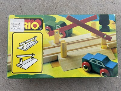 VINTAGE Brio Wooden Railway #3359 Level Crossing Barriers Gates | eBay