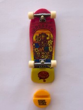 Tech Deck Santa Cruz Eric Dressen Pup Skateboard Fingerboard w/ Display Stand