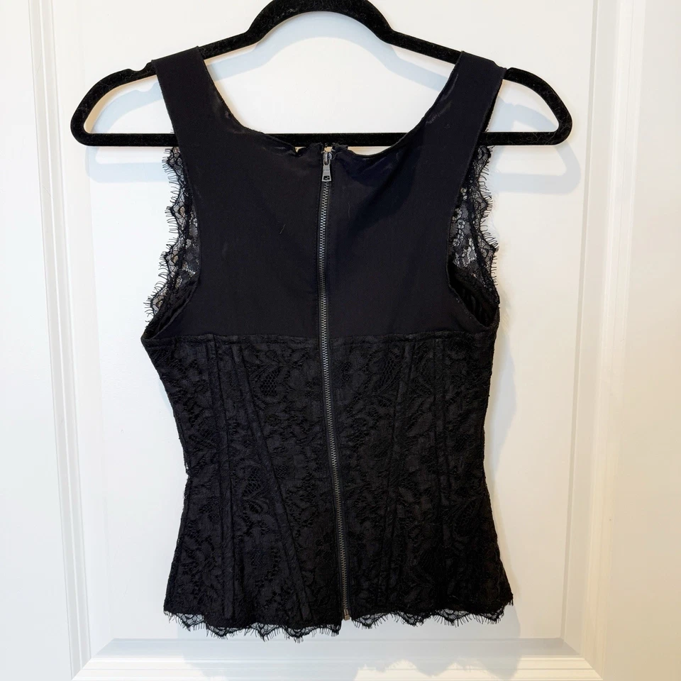 Bebe 蕾丝紧身胸衣紧身胸衣,尺寸 XS Boning Back Zip Whimsigoth 维多利亚 — 第 4/4 张图片