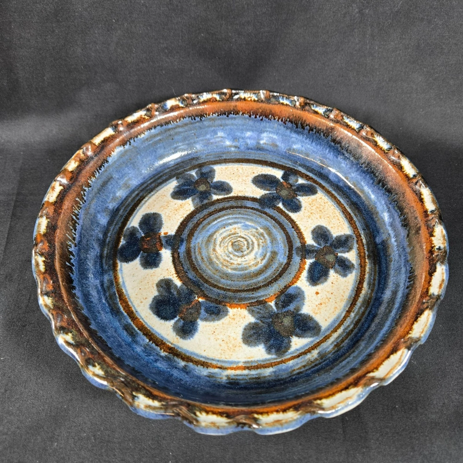 Out Of Hand Studio Pottery 1979 Floral Ruffled Pie Plate Portland OR PNW Artisan