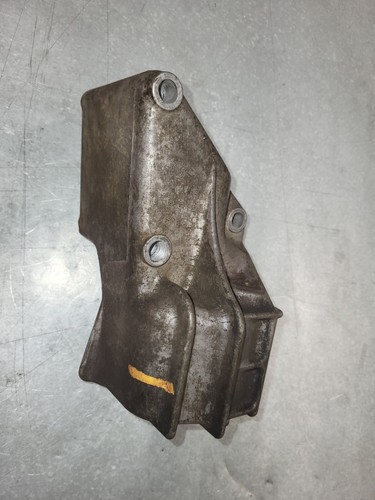 VW T4 2.5 TDI Halter Lichtmaschine Halterung Halter Klimakompressor 074145167