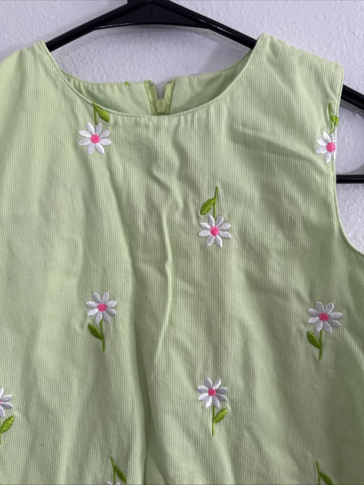 Vestido De Colección Lilly Pulitzer Niños 7 Verde Bordado Floral Margarita Sin Mangas Primavera Foto 2 de 4