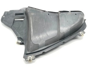 2017 BMW 5 G30 M550i xDrive Bodenschutz der Frontstoßstange rechts 8060032