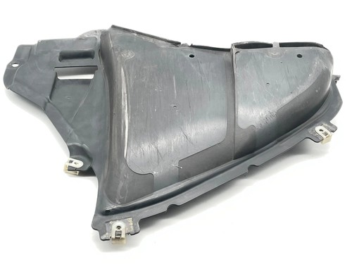 2017 BMW 5 G30 M550i xDrive Bodenschutz der Frontstoßstange rechts 8060032