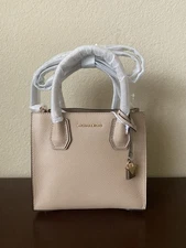 Michael Kors Studio Mercer Medium Messenger Crossbody Leather Bag Oyster