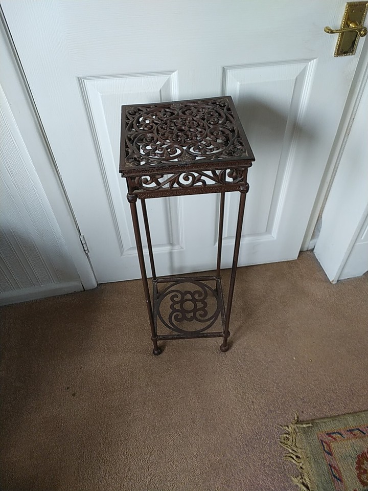 A CAST IRON SQUARE POT STAND / TABLE PLEASE SEE OUR PHOTOS eBay