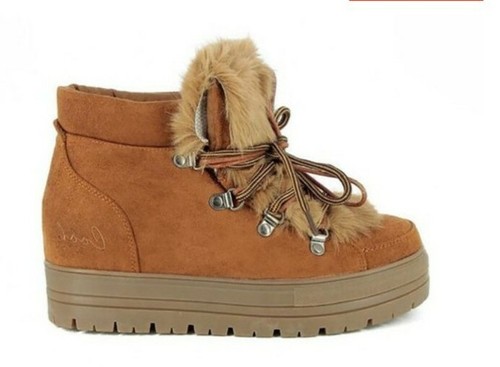 Botines Coolway Oslo imitación gamuza tostado. Reino Unido 7. Suela de goma nueva con caja. Diseñador canadiense - Imagen 5 de 12