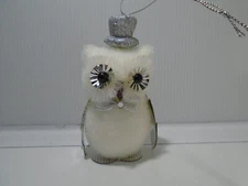 STYROFOAM WHITE WINTER OWL IN SILVER TOP HAT 4.5" ORNAMENT UNRANDED (CB3262)