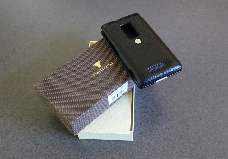  Funda de cuero Karabú negra Piel Frama 627 iMagnum para Nokia Lumia 925 #013 Foto 4 de 4