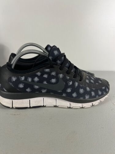 Women's NIKE 'Free 5.0' Woman's US 10/UK7.5 Black White Polka Dot Running Shoes - Picture 1 of 17