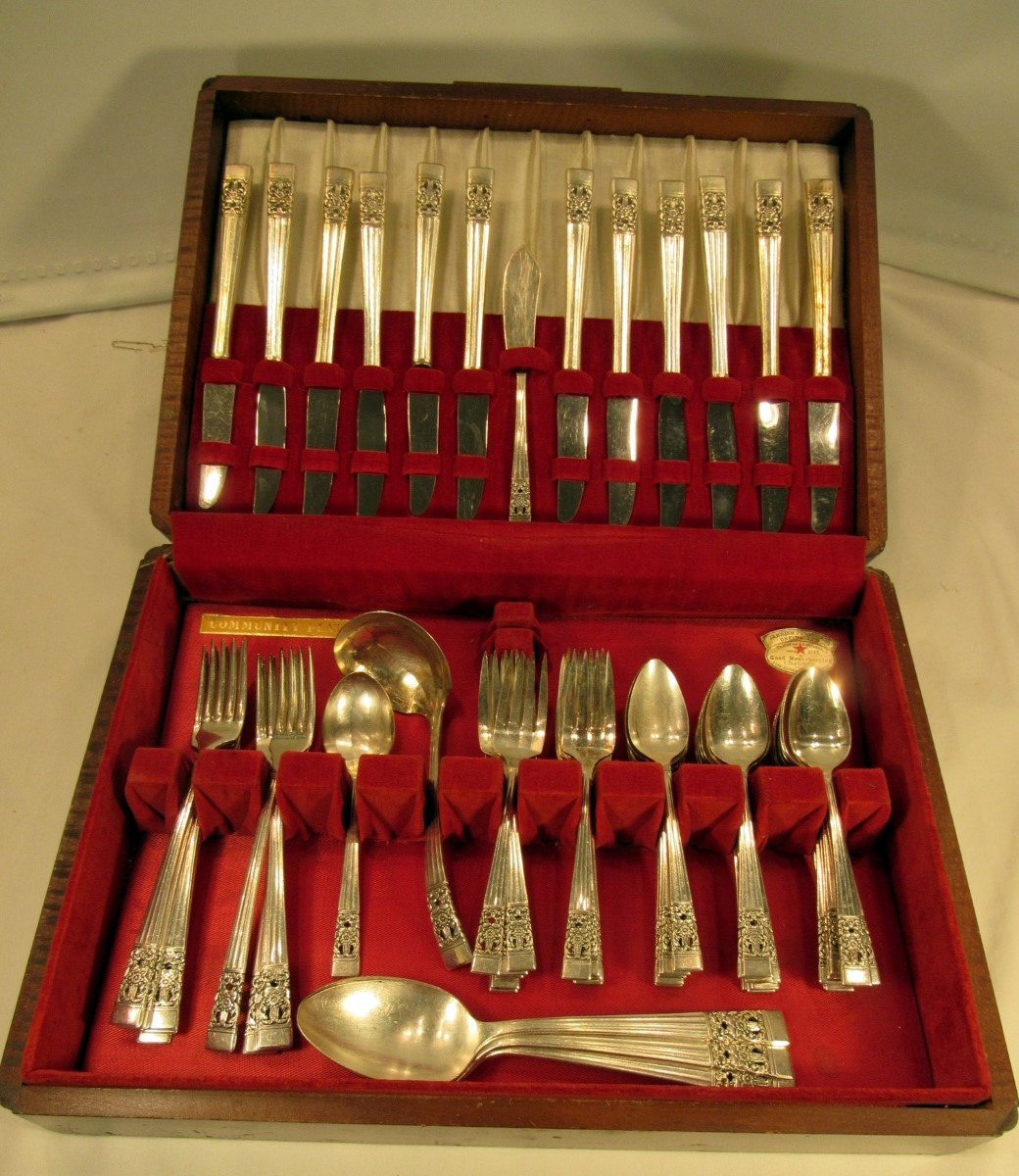 VTG 1936 COMMUNITY PLATE CORONATION SERVICE FOR 12 SILVERWARE 64