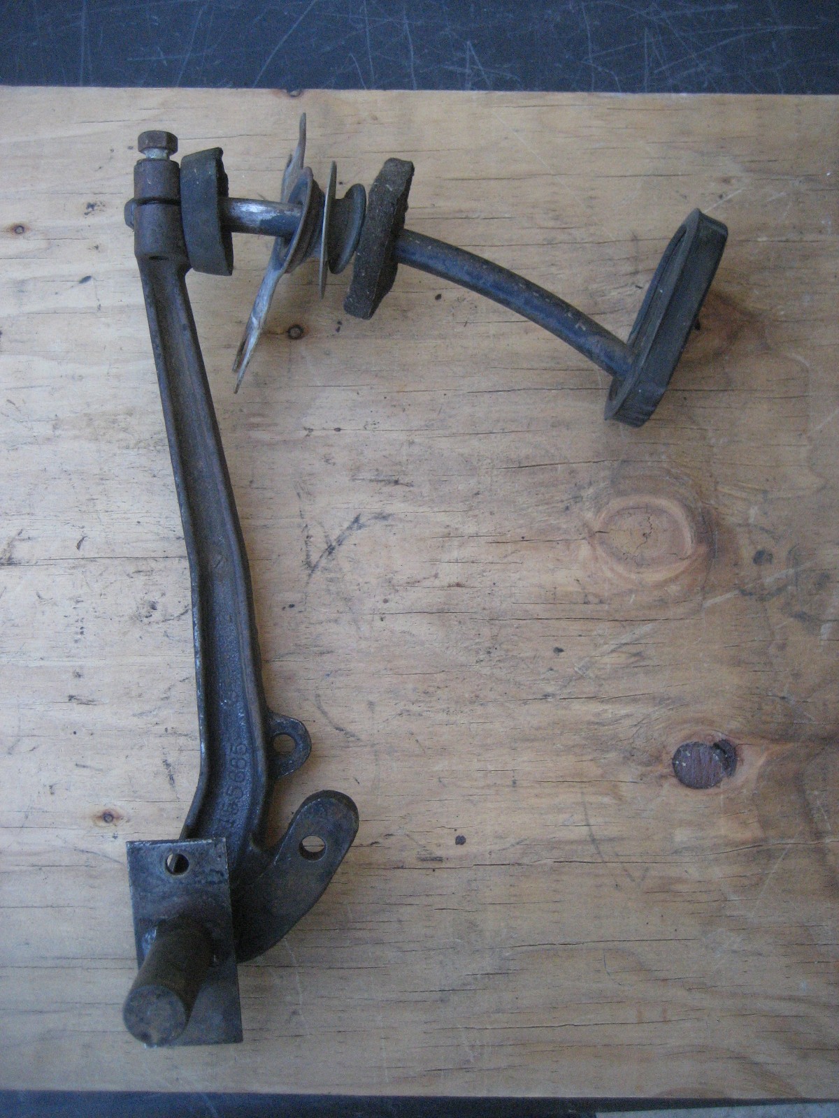 Foto 1 di 24
