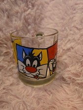 Ancienne tasse en verre personnages Warner Brothers Loones Tunes 1994. 
