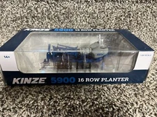 2023 SPECCAST 1:64 *KINZE* Model 5900 Bulk Seed 16 ROW PLANTER NEW!!