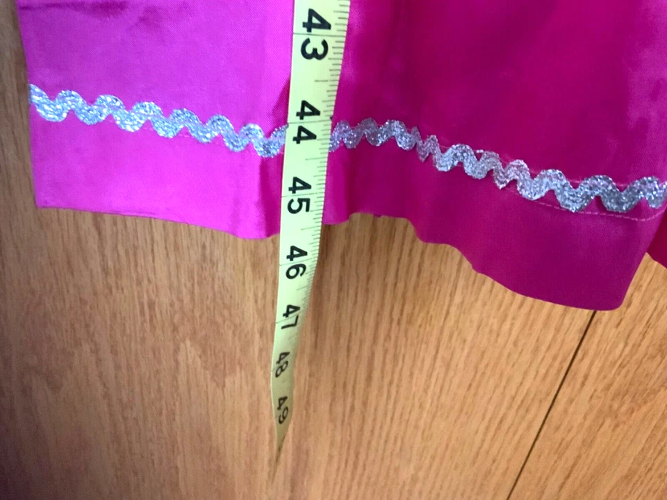 Disfraz de princesa rosa vintage hecho a mano talla grande sombrero con joyas con tren Foto 3 de 4