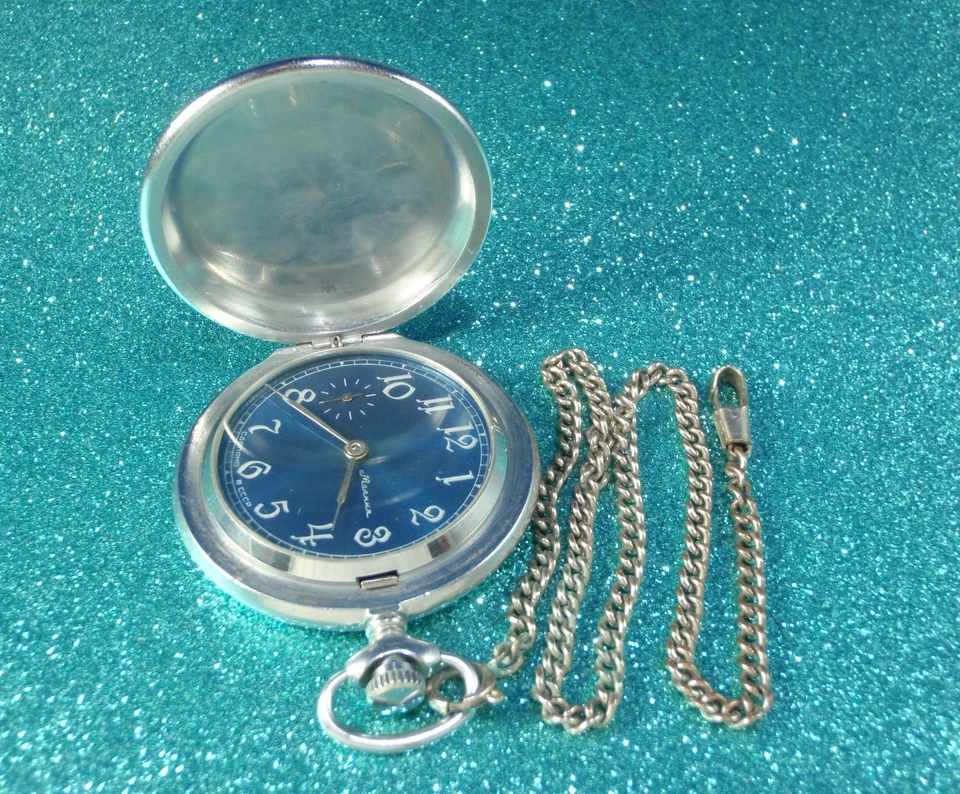 Reloj de Bolsillo MOLNIJA URSS 100% Original Reparado Mecánico 3602 De Colección Raro Foto 3 de 4