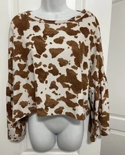 pixy + ivy Womens Cropped Top S/M Cow Print Boho Bell Sleeve Round Neck Boutique