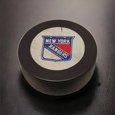 NEW YORK RANGERS APPROVED GAME PUCK NHL SHIELD VICEROY MFG. Made In Canada 🇨🇦 