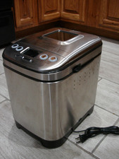 Cuisinart CBK-110 Compact Automatic Bread Maker NICE !!